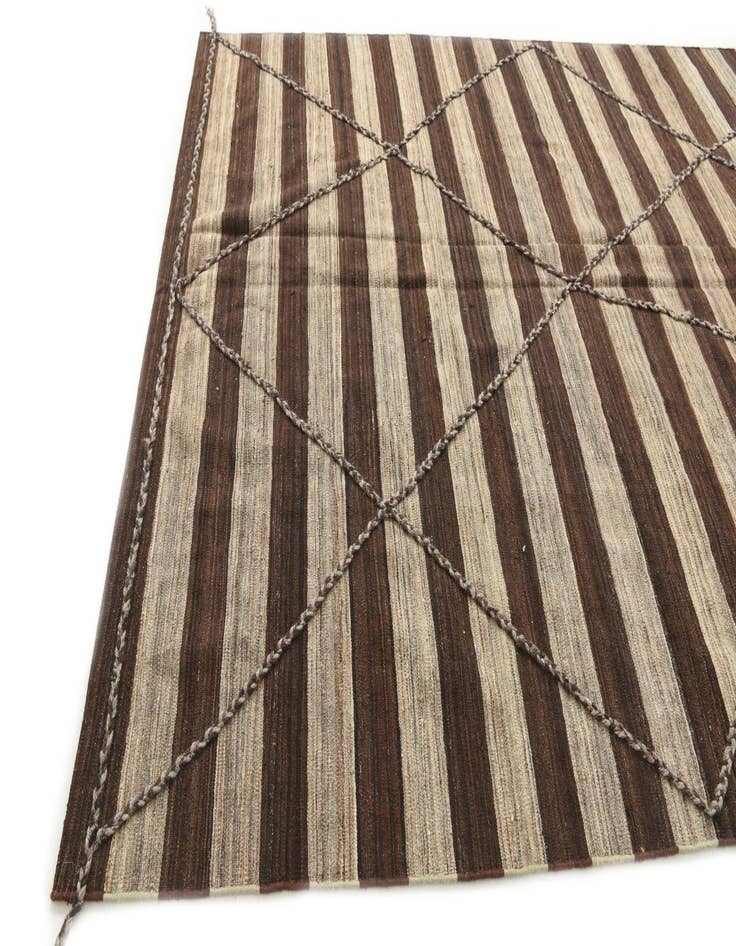 Detail image of  6' 6 x 9' 9  Hand Woven Kilim Modern Wool Rug