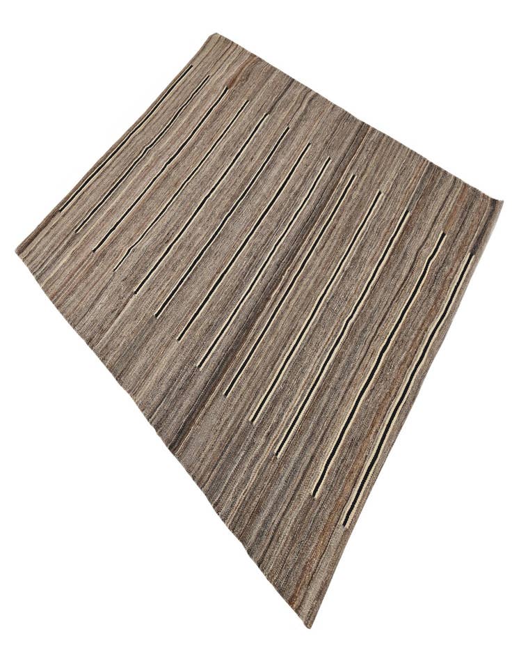 Detail image of  4' 4 x 5' 8  Hand Woven Kilim Modern Wool Rug