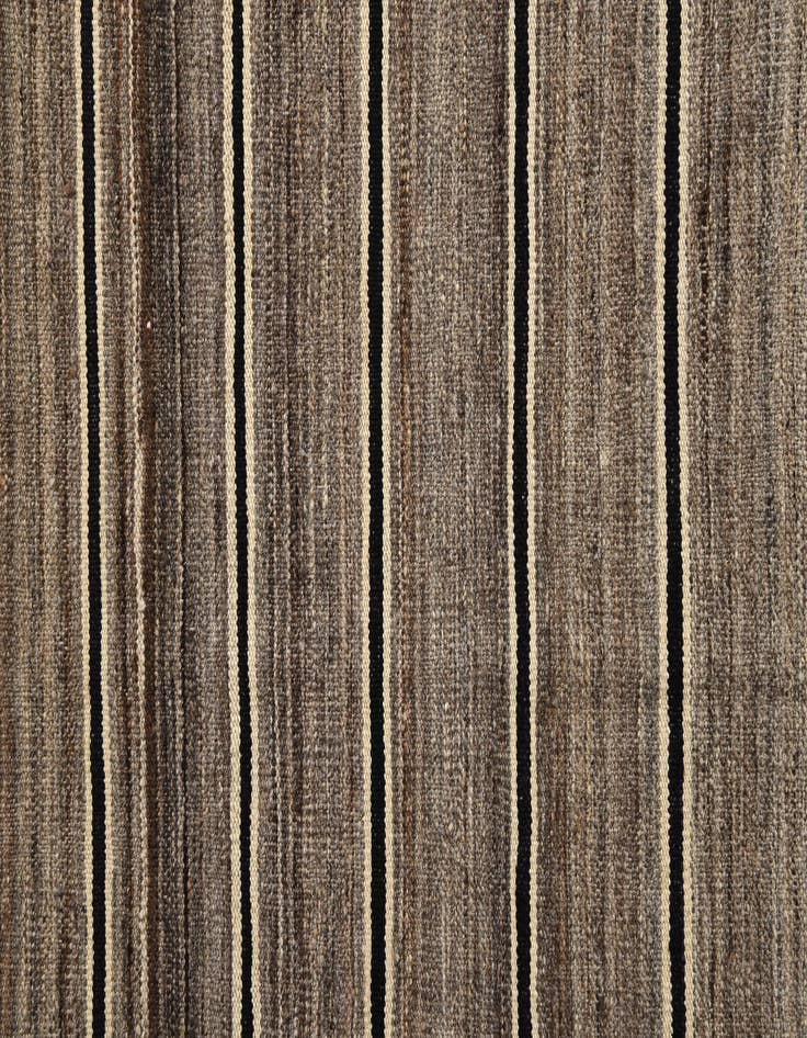 Detail image of  4' 4 x 5' 8  Hand Woven Kilim Modern Wool Rug