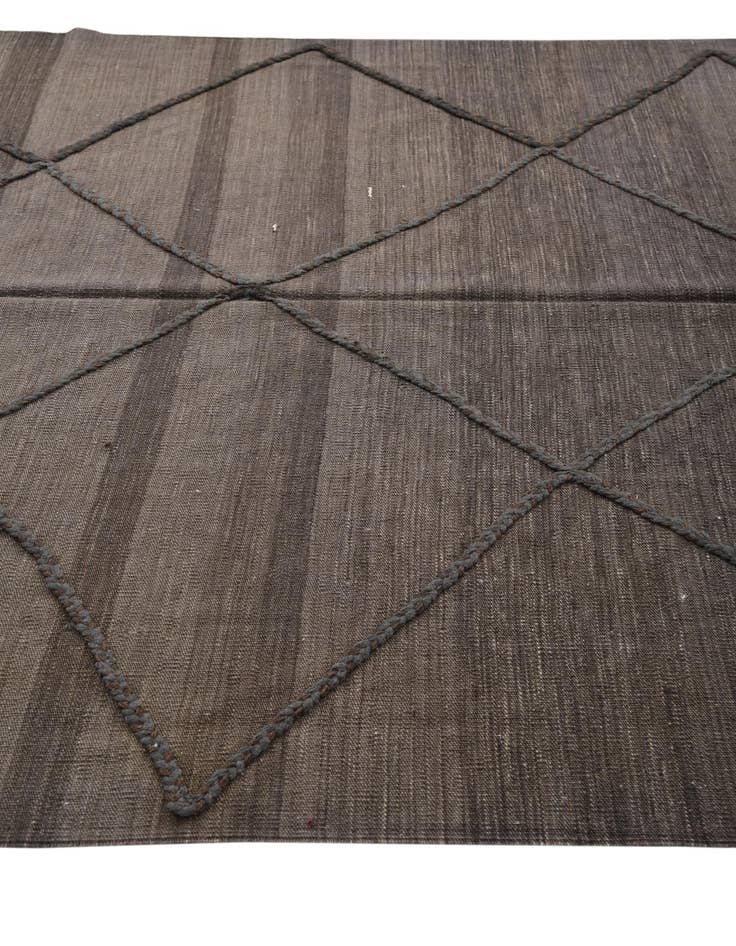 Detail image of  5' 9 x 8'  Hand Woven Kilim Modern Wool Rug