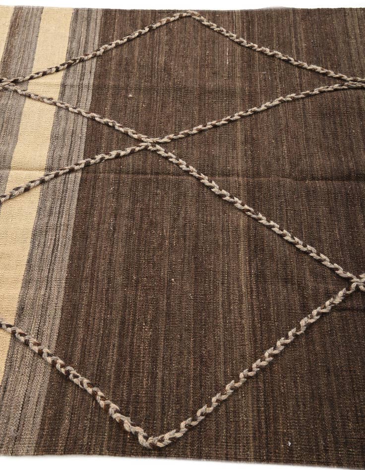Detail image of  4' 2 x 6'  Hand Woven Kilim Modern Wool Rug