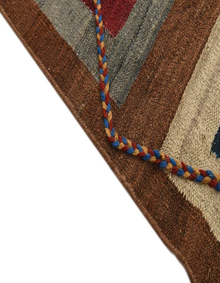 Detail image of  4' 10 x 6' 8  Hand Woven Kilim Modern Wool Rug