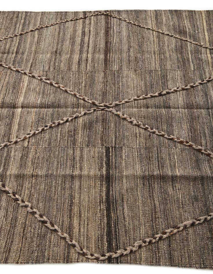 Detail image of  4' 3 x 6'  Hand Woven Kilim Modern Wool Rug