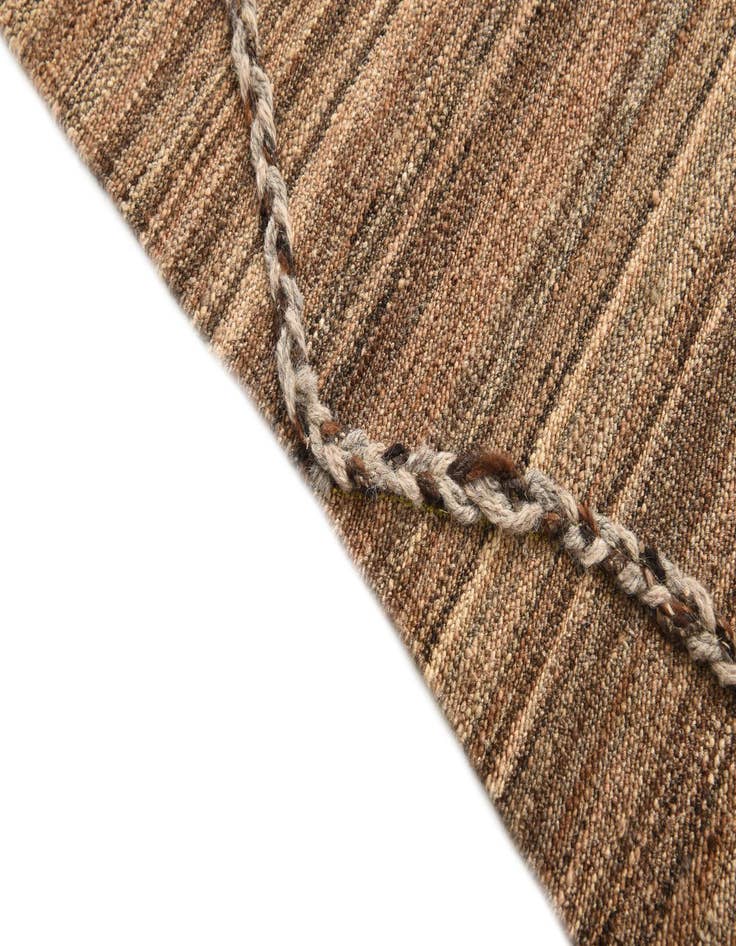 Detail image of  4' 2 x 6'  Hand Woven Kilim Modern Wool Rug