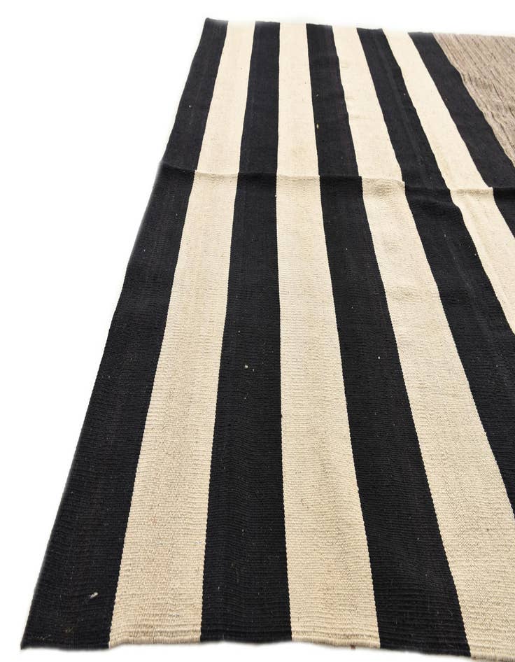 Detail image of  6' 8 x 9' 8  Hand Woven Kilim Modern Wool Rug