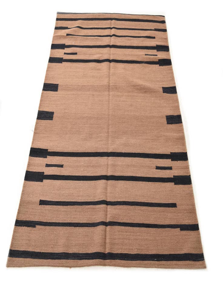 Detail image of  4' 2 x 5' 6  Hand Woven Kilim Modern Wool Rug