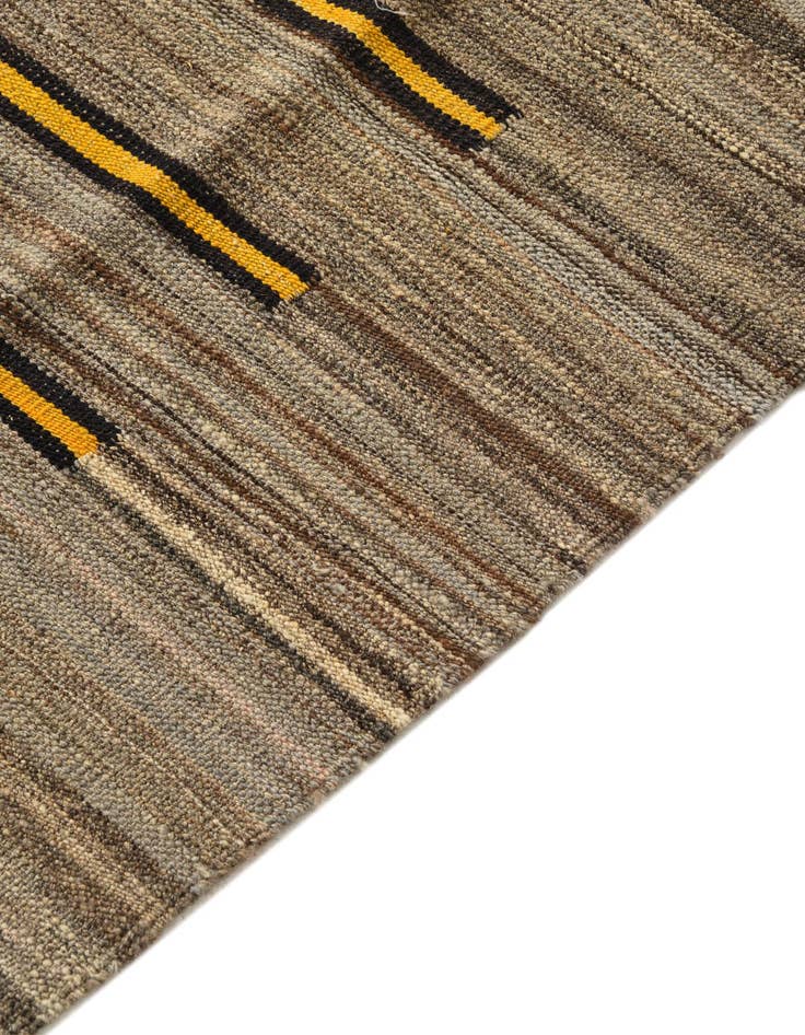 Detail image of  4' 2 x 5' 10  Hand Woven Kilim Modern Wool Rug