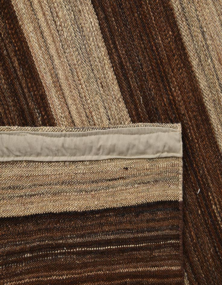 Detail image of  6' 9 x 11' 11  Hand Woven Kilim Modern Wool Rug