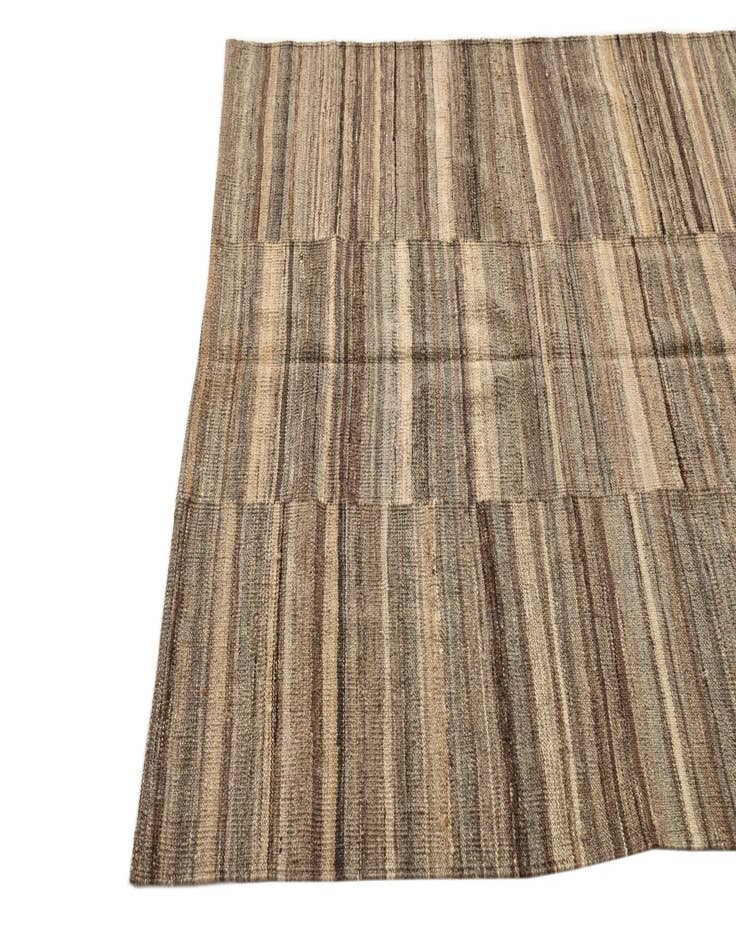 Detail image of  4' 3 x 5' 10  Hand Woven Kilim Modern Wool Rug