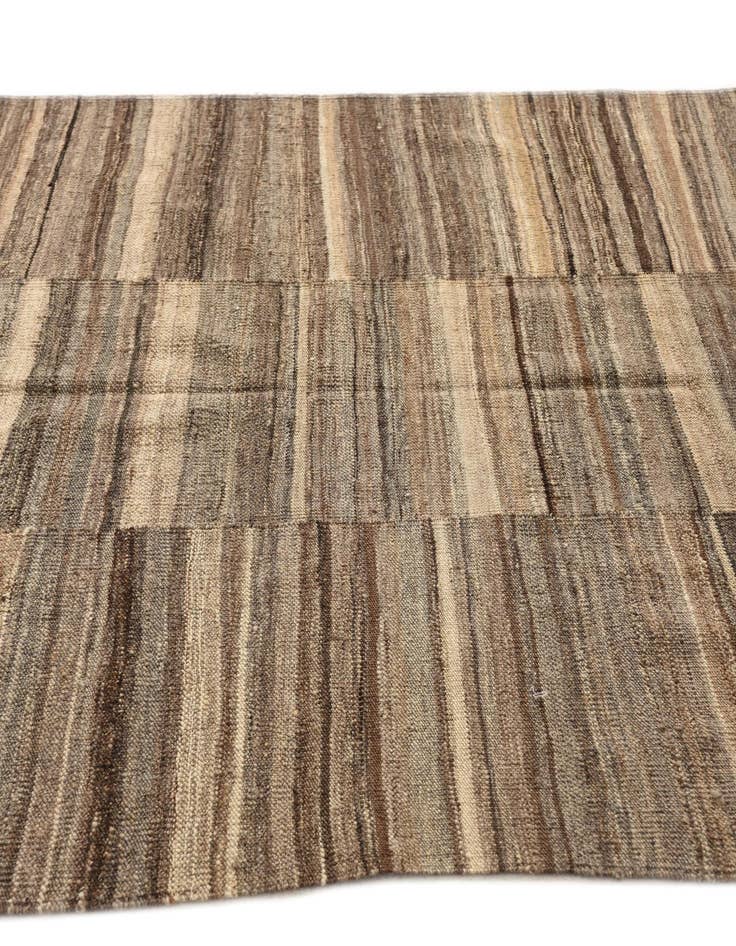 Detail image of  4' 3 x 5' 10  Hand Woven Kilim Modern Wool Rug