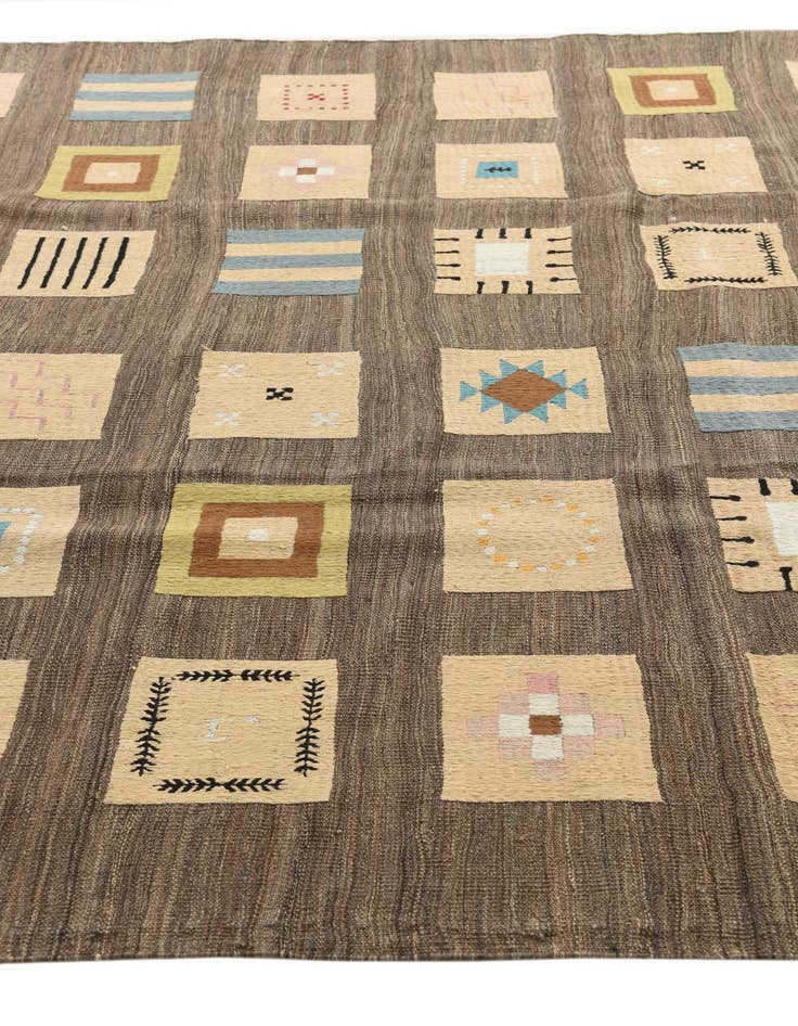 Detail image of  6' 10 x 9' 9  Hand Woven Kilim Modern Rug
