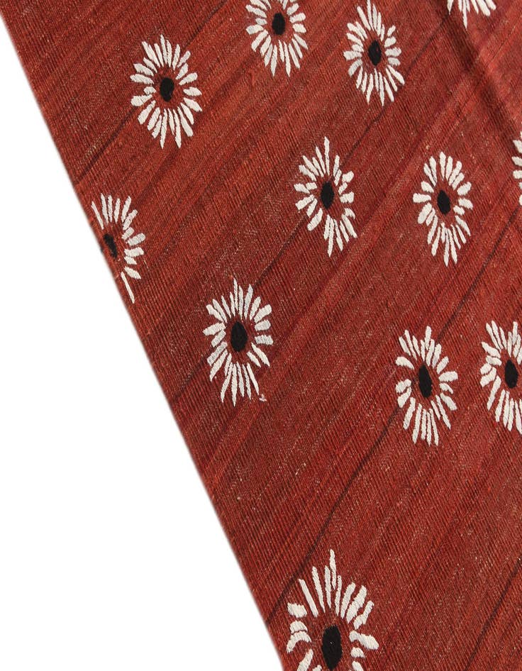 Detail image of  7' 3 x 9' 9  Hand Woven Kilim Modern Rug