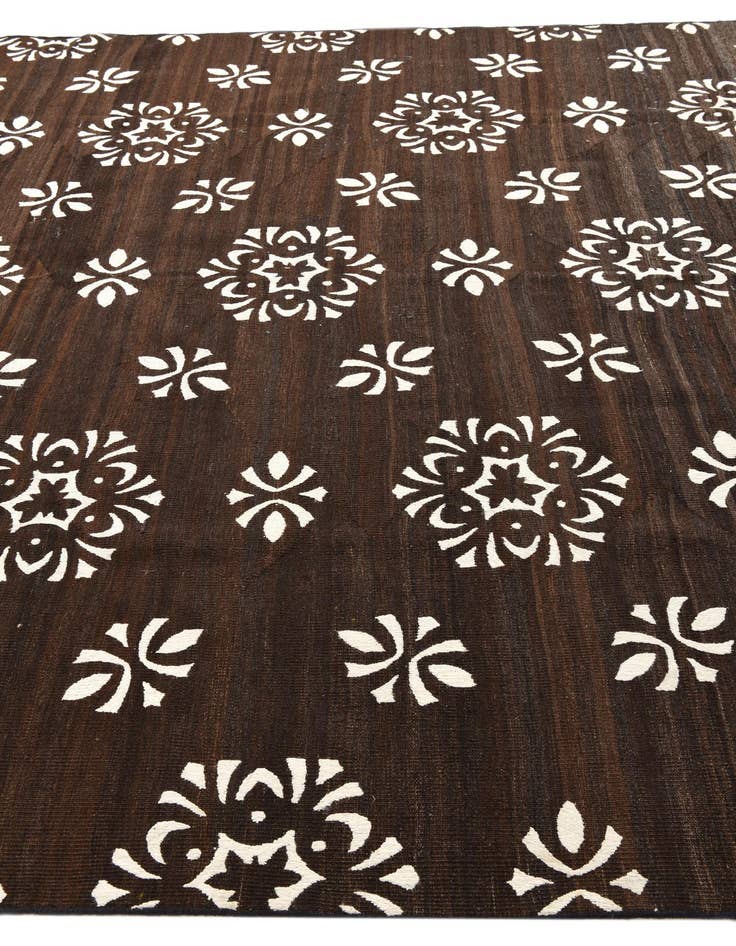 Detail image of  8' 7 x 9' 9  Hand Woven Kilim Modern Rug