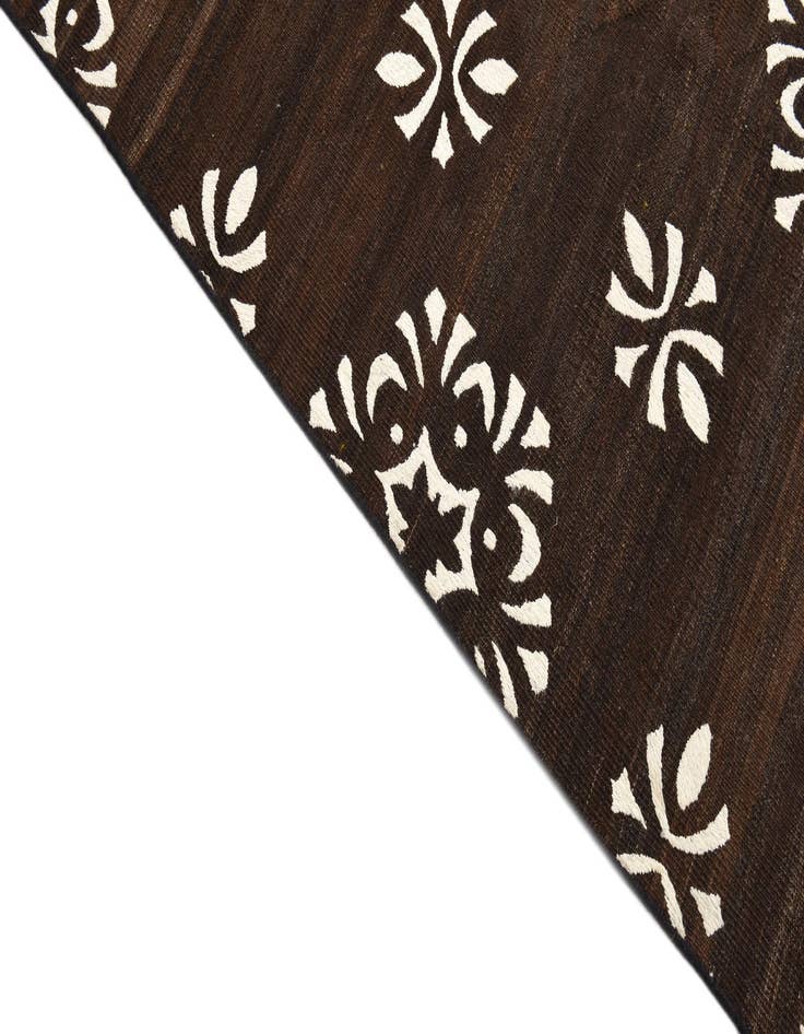 Detail image of  8' 7 x 9' 9  Hand Woven Kilim Modern Rug