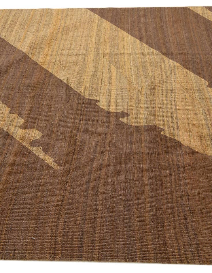 Detail image of  6' 2 x 8' 9  Hand Woven Kilim Modern Wool Rug