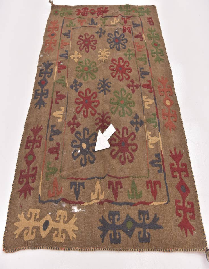 Detail image of  4' 10 x 6' 4  Hand Woven Kilim Suzani Wool Rug