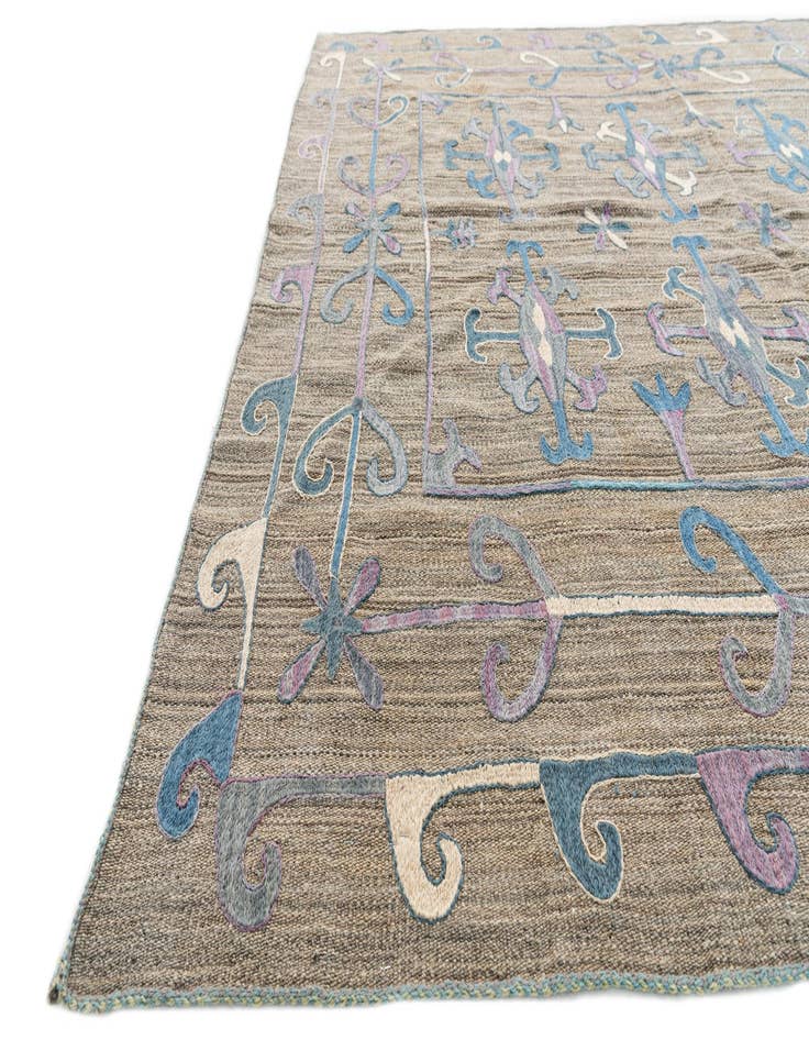 Detail image of  5' 7 x 7' 1  Hand Woven Kilim Suzani Wool Rug