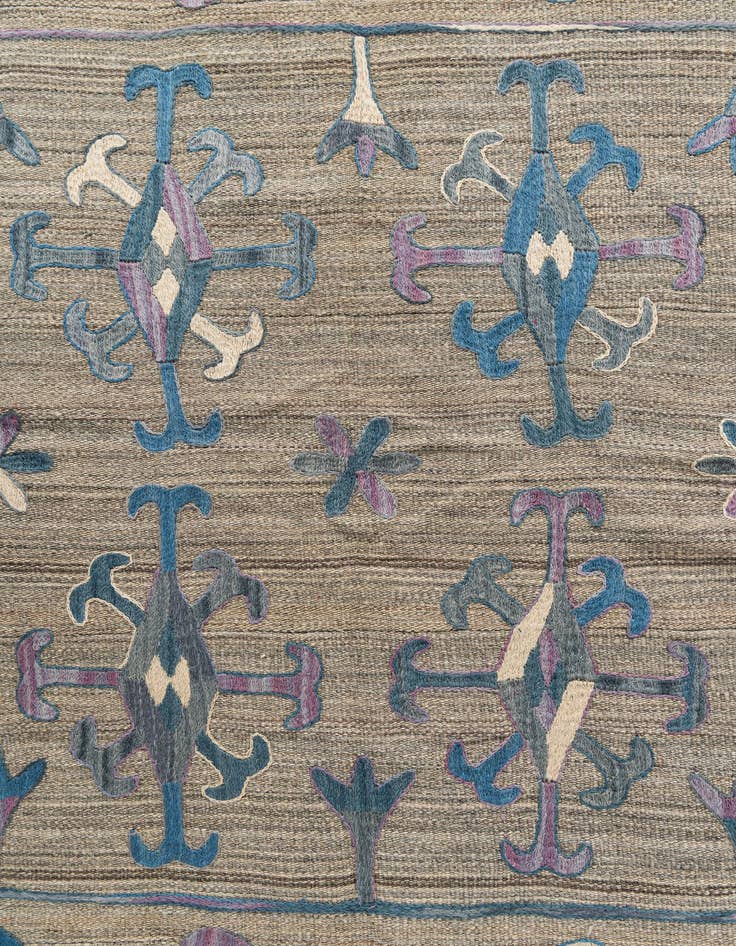 Detail image of  5' 7 x 7' 1  Hand Woven Kilim Suzani Wool Rug