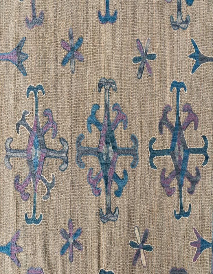 Detail image of  5' 8 x 7'  Hand Woven Kilim Suzani Wool Rug