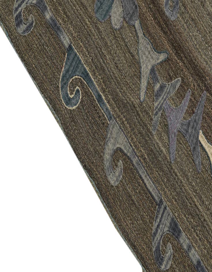 Detail image of  4' 7 x 6' 7  Hand Woven Kilim Suzani Wool Rug