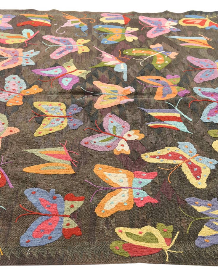 Detail image of  5' 3 x 7' 9  Hand Woven Kilim Suzani Wool Rug