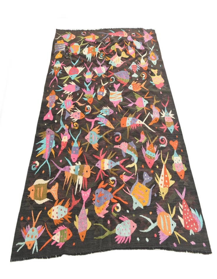 Detail image of  4' 7 x 6' 3  Hand Woven Kilim Suzani Wool Rug