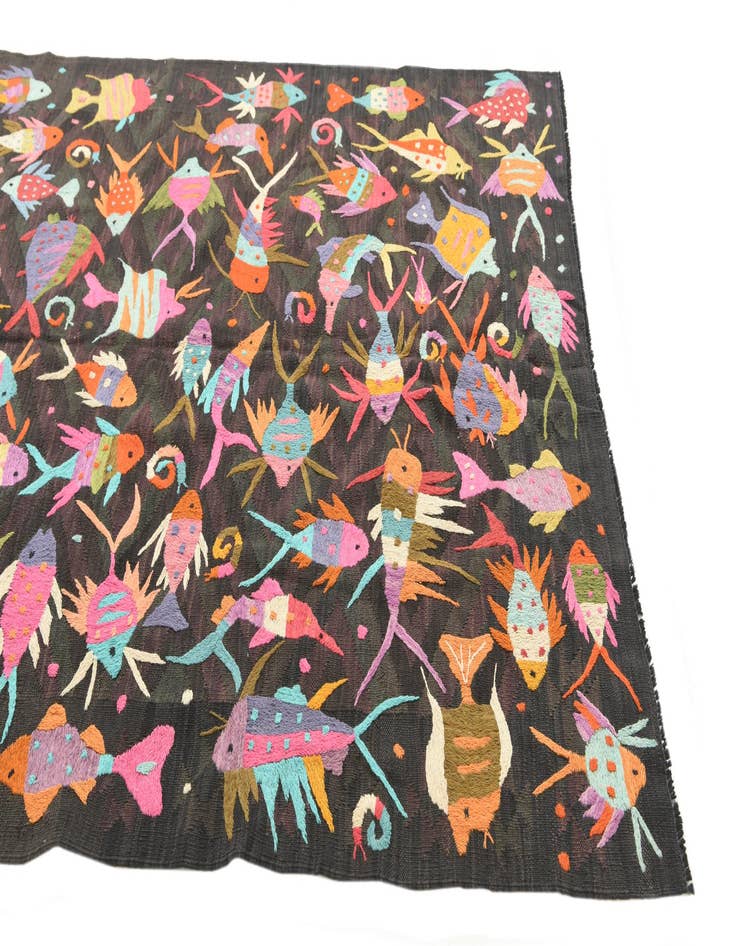 Detail image of  4' 7 x 6' 3  Hand Woven Kilim Suzani Wool Rug