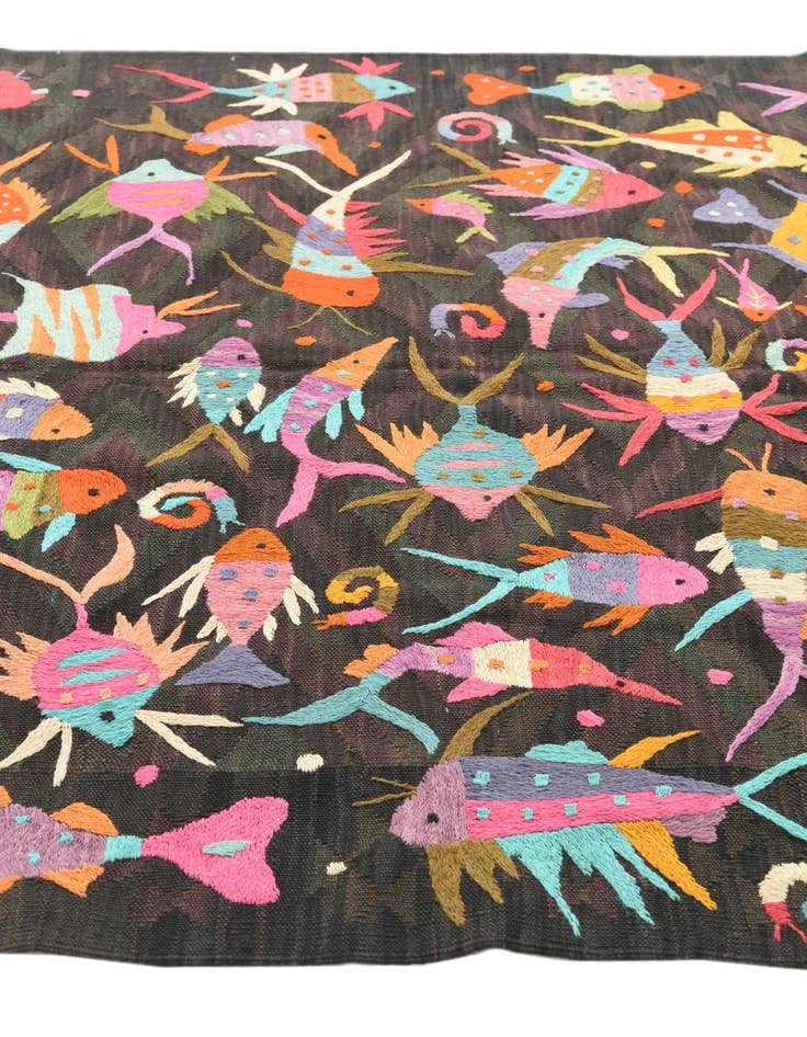 Detail image of  4' 7 x 6' 3  Hand Woven Kilim Suzani Wool Rug