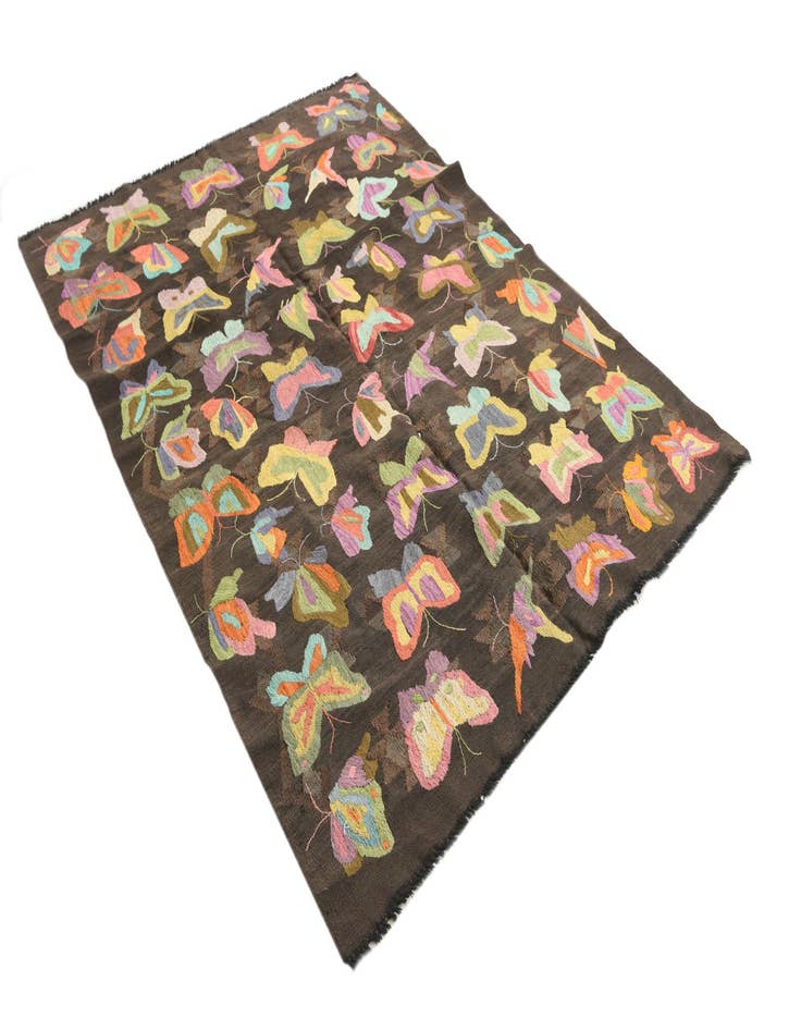 Detail image of  4' 10 x 6' 6  Hand Woven Kilim Suzani Wool Rug