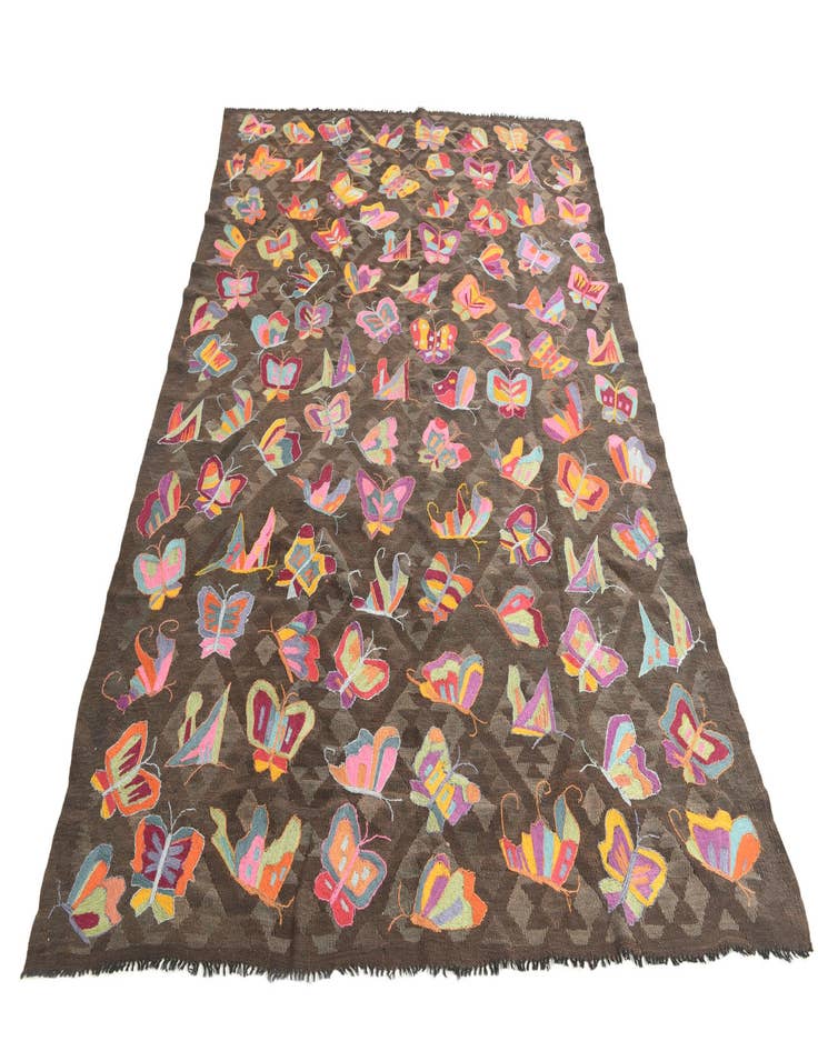 Detail image of  6' 6 x 9' 5  Hand Woven Kilim Suzani Wool Rug