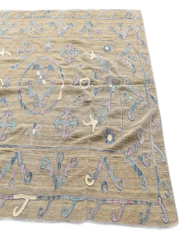 Detail image of  5' 8 x 7' 8  Hand Woven Kilim Suzani Wool Rug