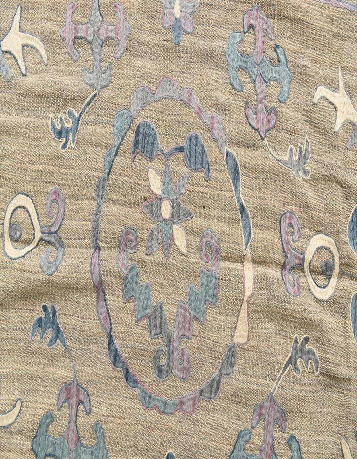 Detail image of  5' 8 x 7' 8  Hand Woven Kilim Suzani Wool Rug