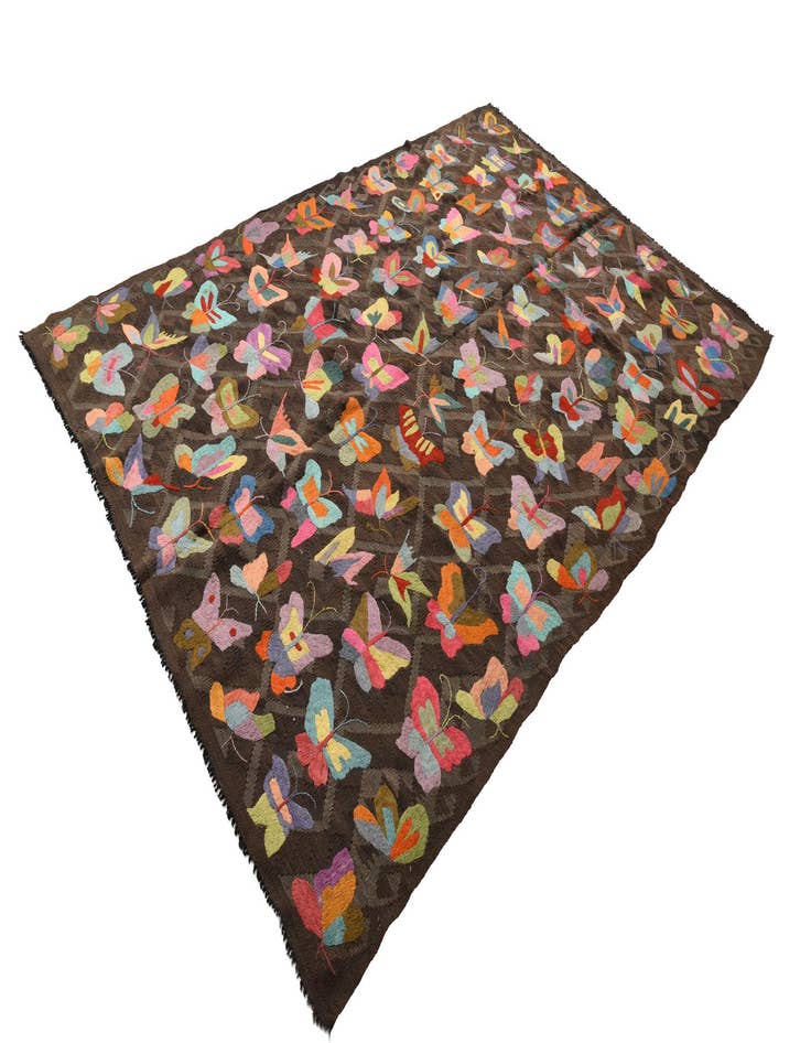 Detail image of  6' 6 x 9' 8  Hand Woven Kilim Suzani Wool Rug