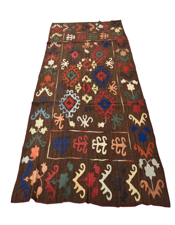 Detail image of  6' 4 x 9' 3  Hand Woven Kilim Suzani Wool Rug