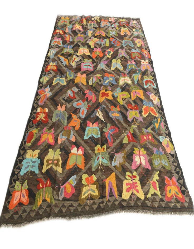 Detail image of  5' 7 x 7' 9  Hand Woven Kilim Suzani Wool Rug