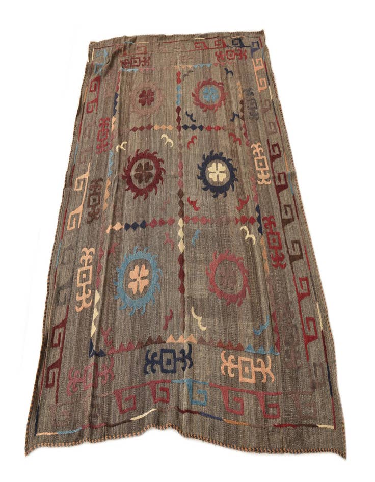 Detail image of  4' 9 x 5' 8  Hand Woven Kilim Suzani Wool Rug