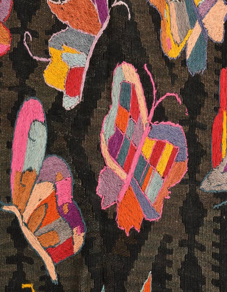 Detail image of  3' 1 x 6' 3  Hand Woven Kilim Suzani Wool Rug
