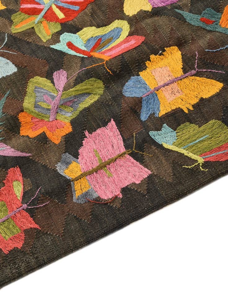 Detail image of  5' 3 x 7' 4  Hand Woven Kilim Suzani Wool Rug