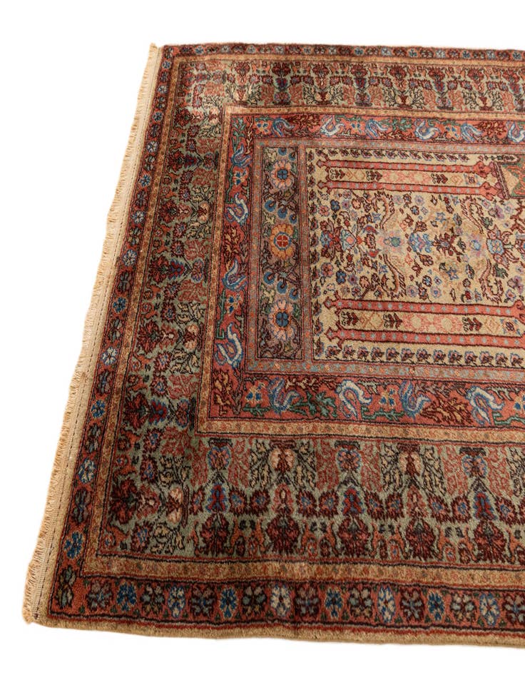 Detail image of  4' x 6'  Hand Knotted Lahour Wool Rug