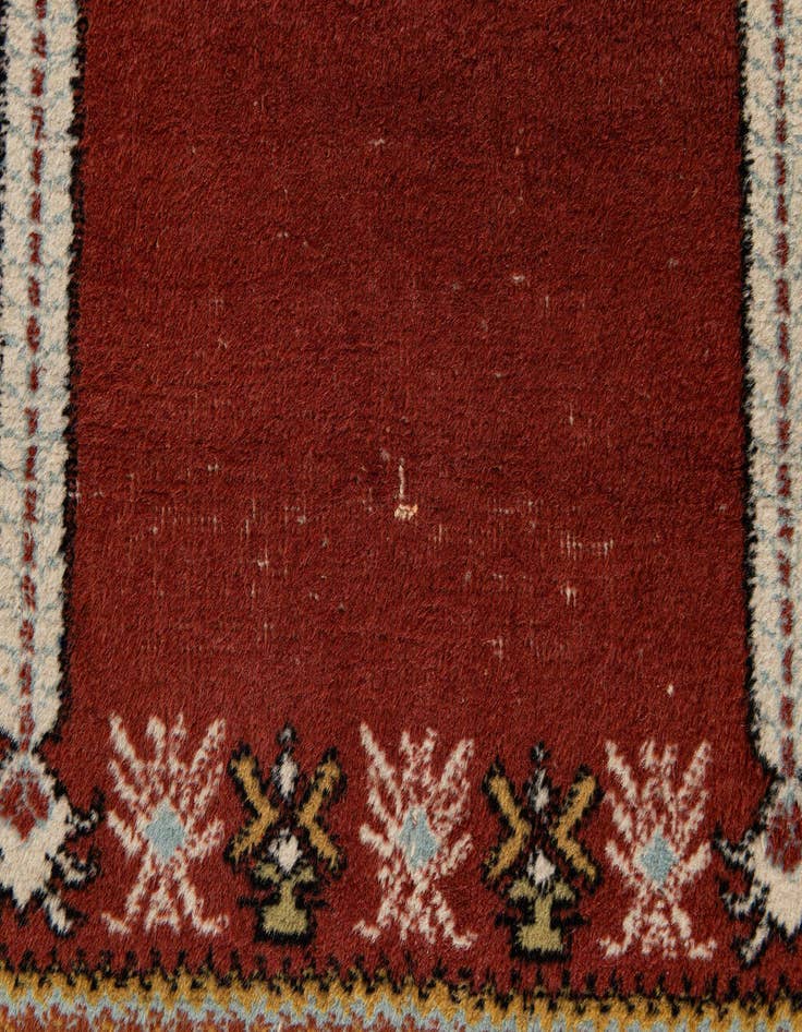 Detail image of  3' 7 x 5' 8  Hand Knotted Lahour Oriental Wool Rug