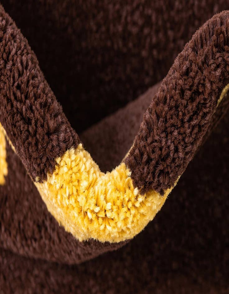 Detail image of  4' x 6' Lattice Rug