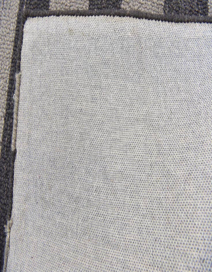 Detail image of  5' x 8' Luna Wool Rug