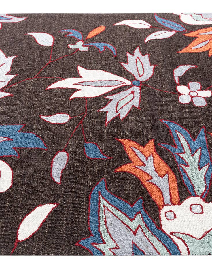 Detail image of  5' 1 x 8' Luna Rug