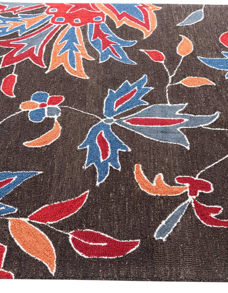 Detail image of  5' 1 x 8' Luna Rug