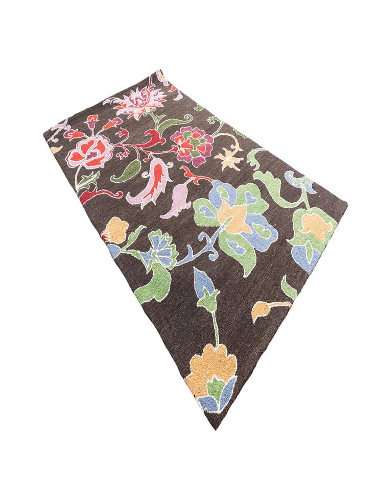 Detail image of  5' 1 x 8' Luna Rug