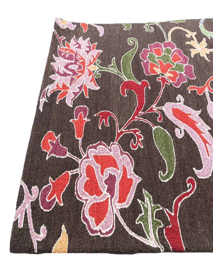 Detail image of  5' 1 x 8' Luna Rug