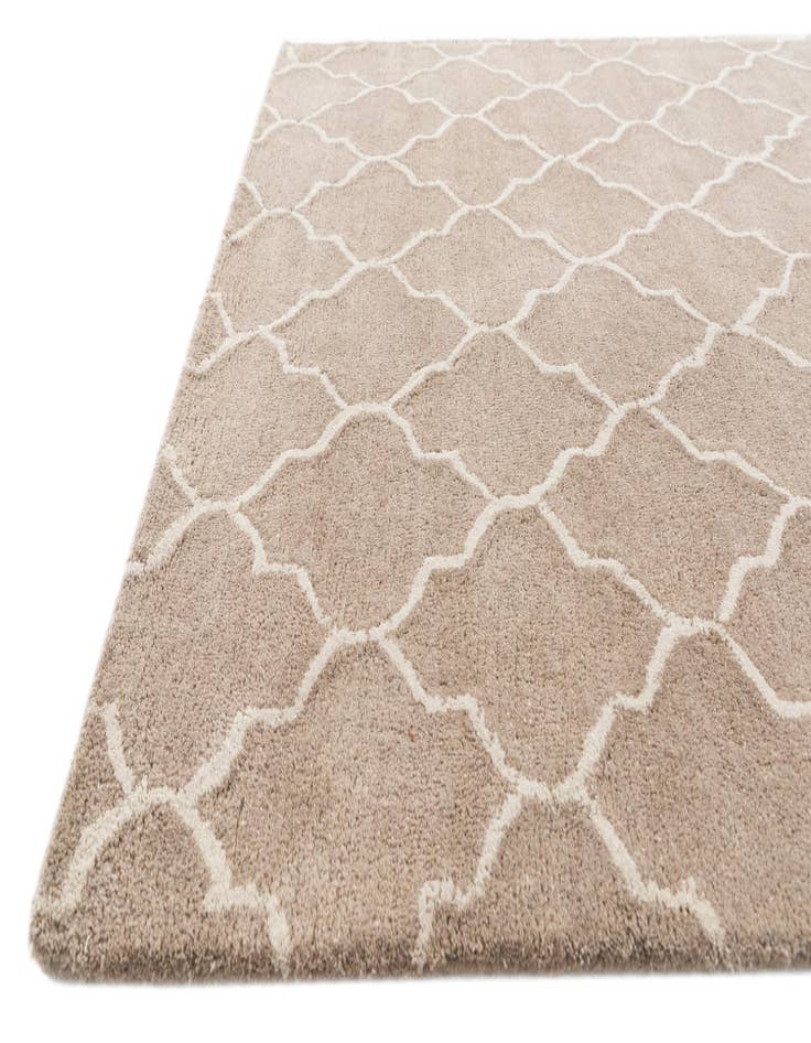 Detail image of  5' 1 x 8' 2 Luna Rug