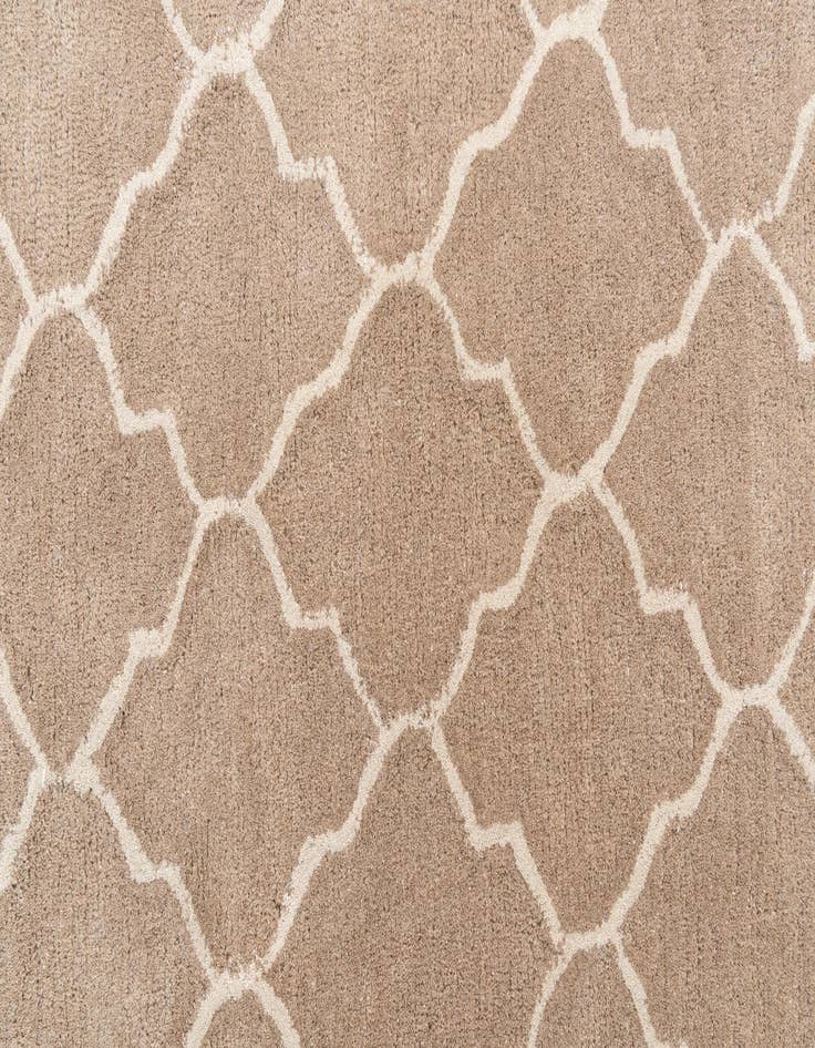 Detail image of  5' 1 x 8' 2 Luna Rug