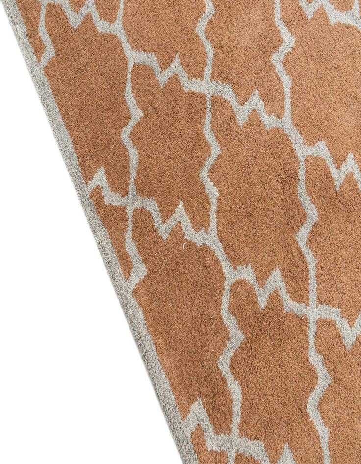 Detail image of  4' x 6' Luna Rug
