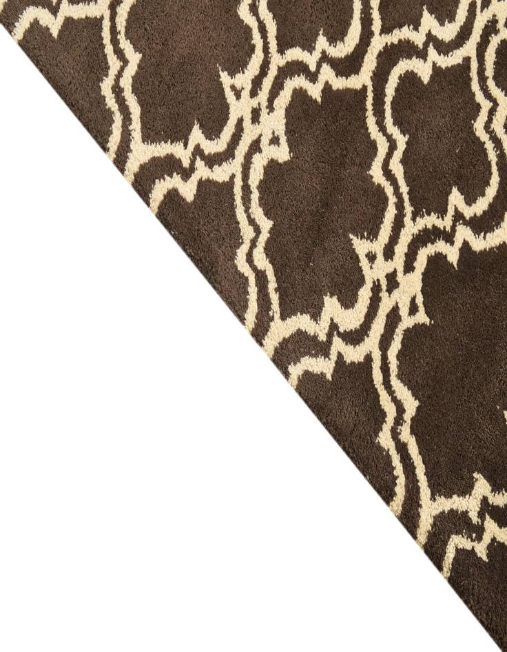 Detail image of  5' 1 x 7' 11 Luna Rug